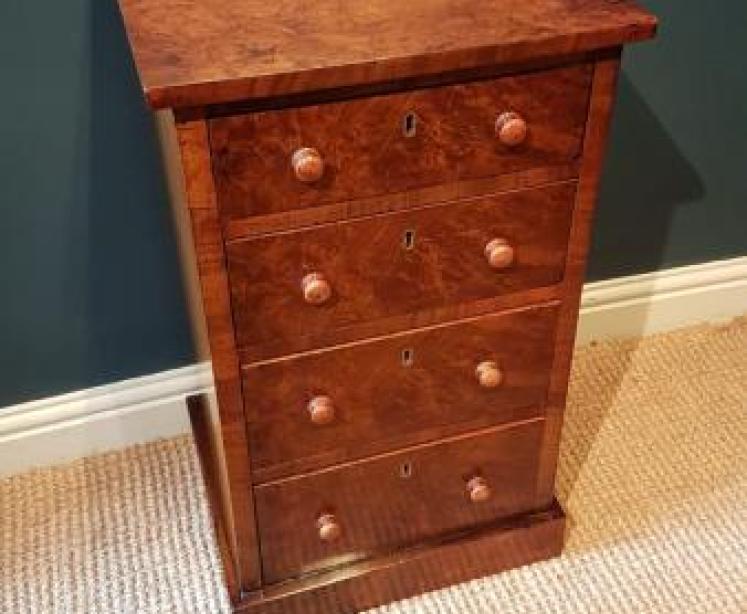 Pair of Matching Victorian Burr Walnut Bedside Cabinets - Image 2