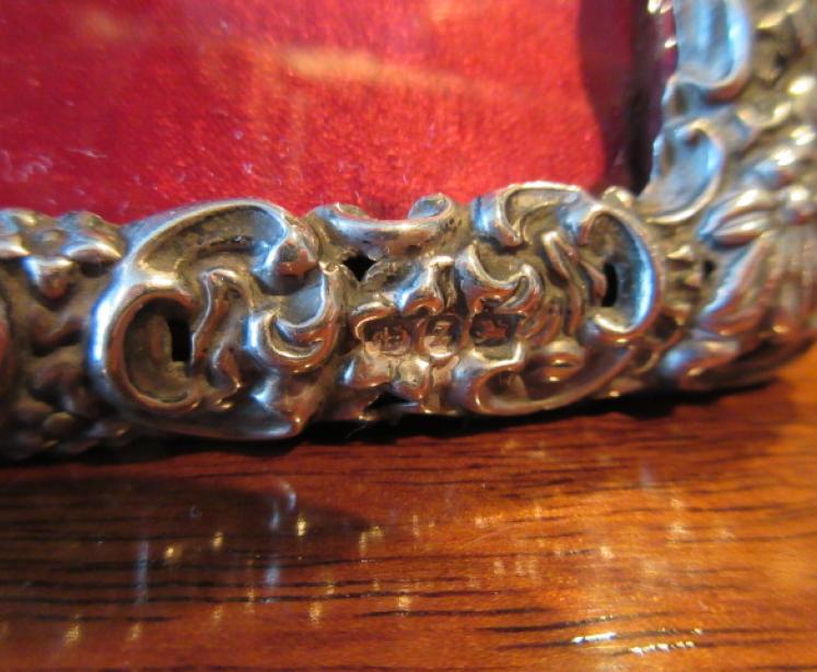 Victorian Silver Decorative Photo Frame - Image 6