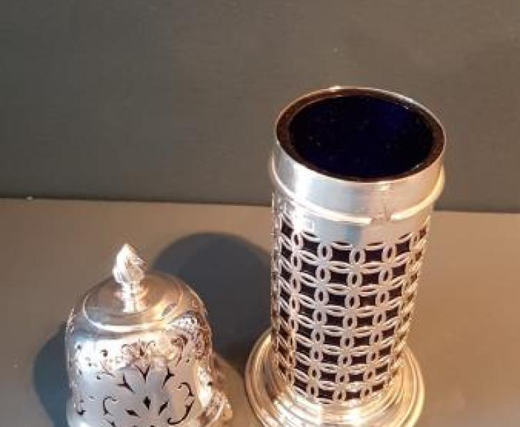 Victorian Silver Country House Sugar Castor - Image 2