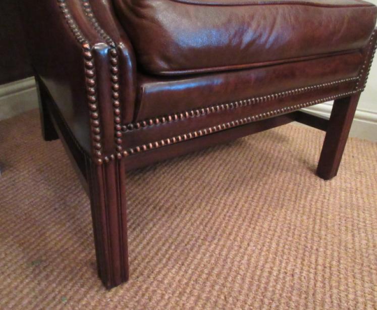 Superb Antique Tan Leather Wing Armchair - Image 5