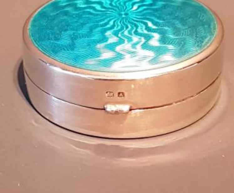 George V Engine Turned Enamel Silver Box - Image 1