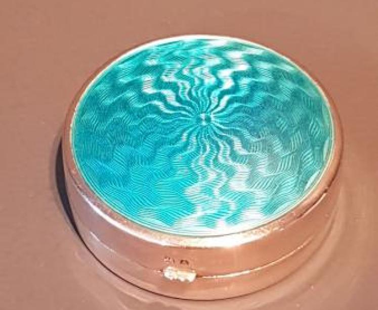 George V Engine Turned Enamel Silver Box - Image 2