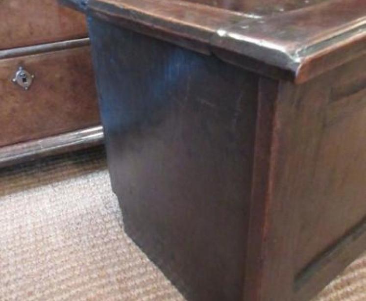 George I Period Oak Six Plank Coffer - Image 3