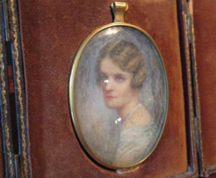 Antique Miniature Portrait in Original Case - Image 3
