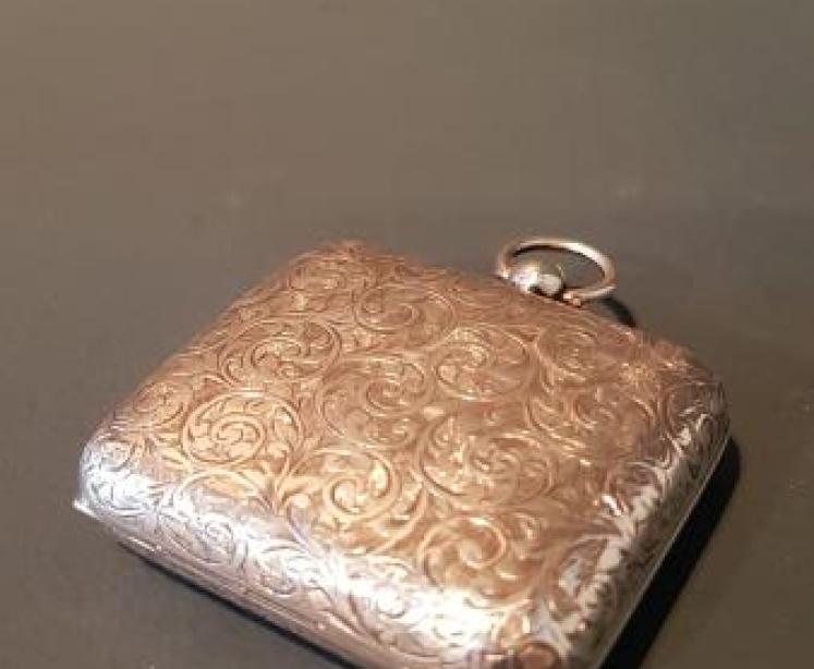 Rare Edwardian Silver Quadruple Sovereign Case - Image 2