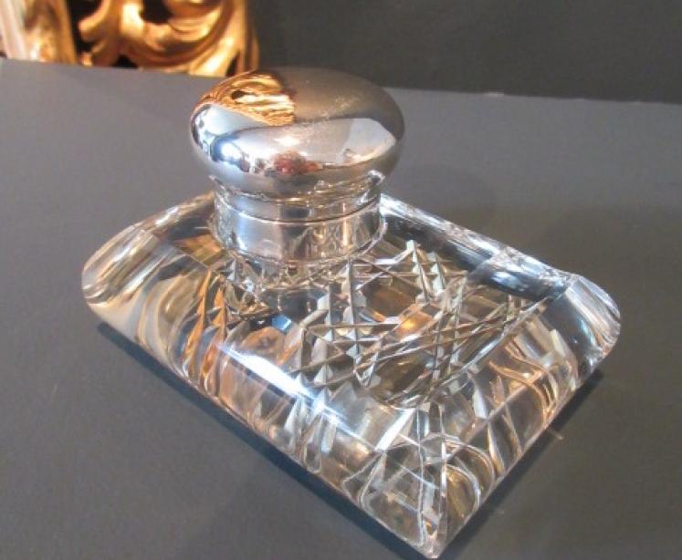 George V Period Solid Silver Pen & Ink Stand - Image 1