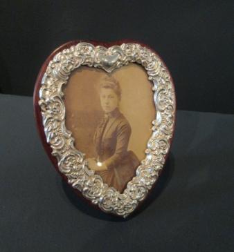 Antique Silver Heart Shaped Photo Frame