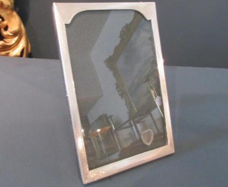 George V Period Silver Engraved Photo Frame - Image 1