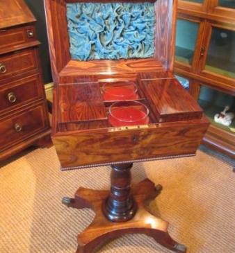 Fine Regency Period Rosewood Teapoy