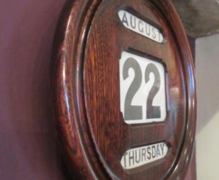 Antique Polished Oak Perpetual Wall Calendar - Image 6