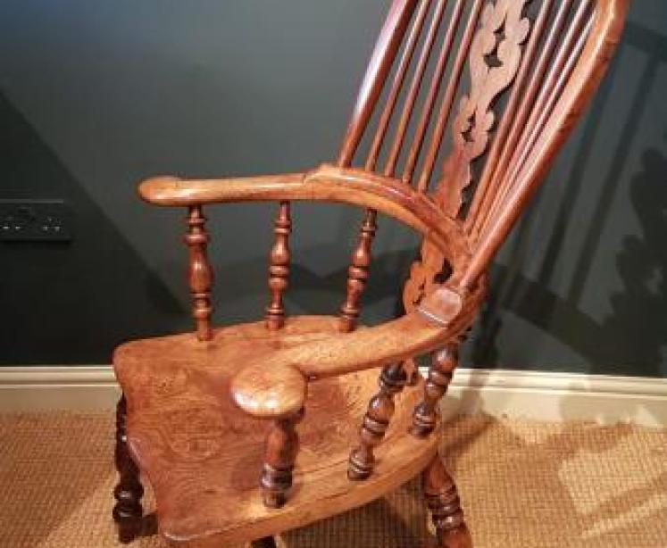 Burr Elm Seat Windsor Chair - Image 2