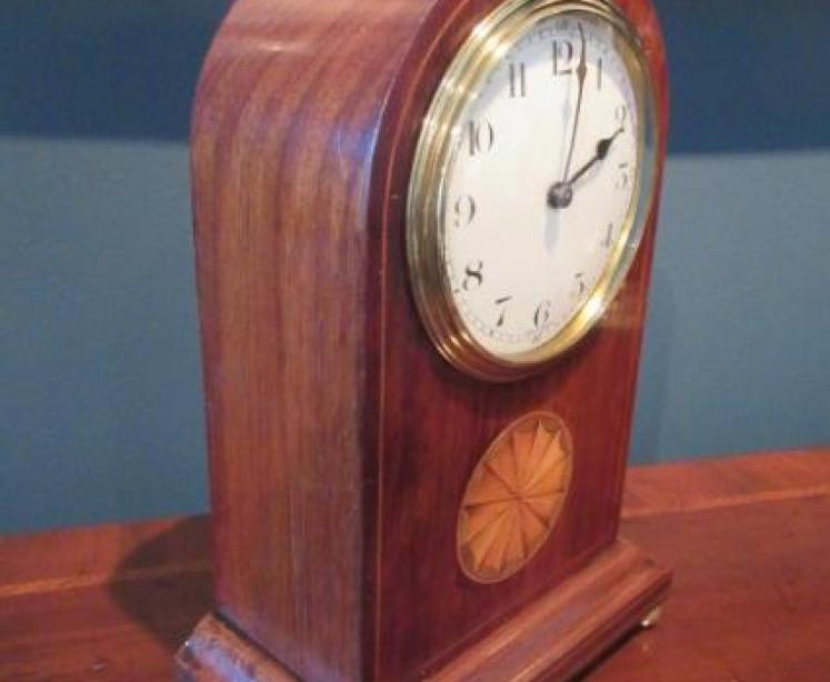 Antique Sheraton Inlaid Arched Top Mantel Clock - Image 7