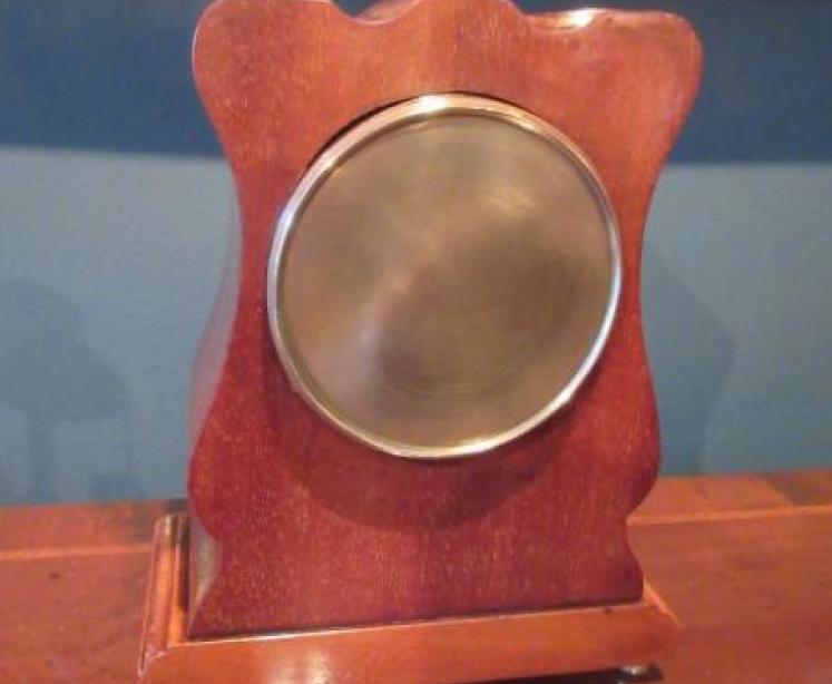 Edwardian Mother of Pearl Inlaid Shaped Mantel Clock - Image 6