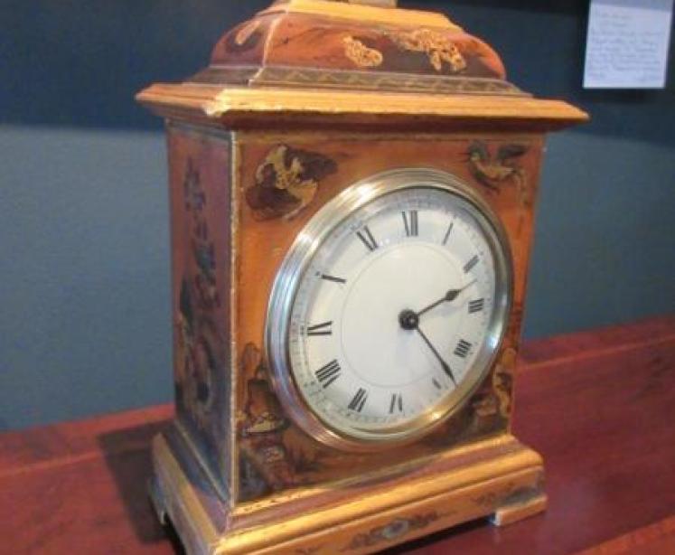 Edwardian Period Chinoiserie Bracket Style Mantel Clock - Image 2