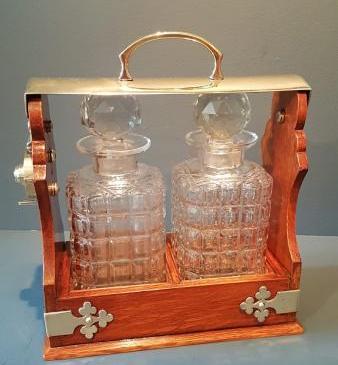 Quality Victorian Two Bottle Tantalus
