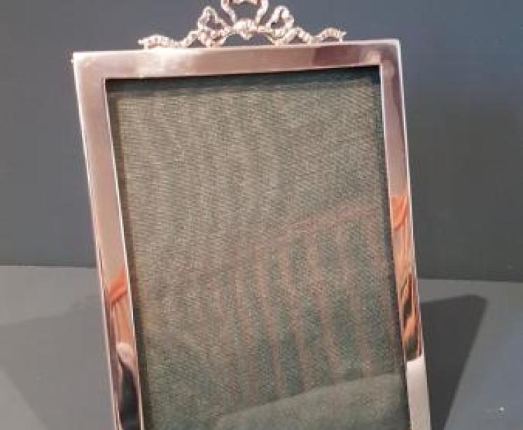 Quality George V Silver Photo Frame  - Image 2