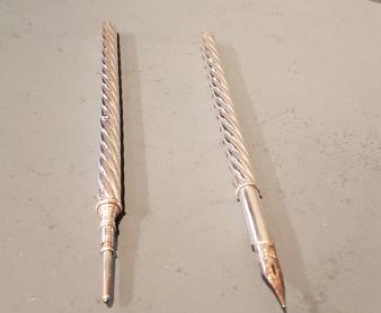 Victorian Silver Pencil and Matching Pen - Image 6