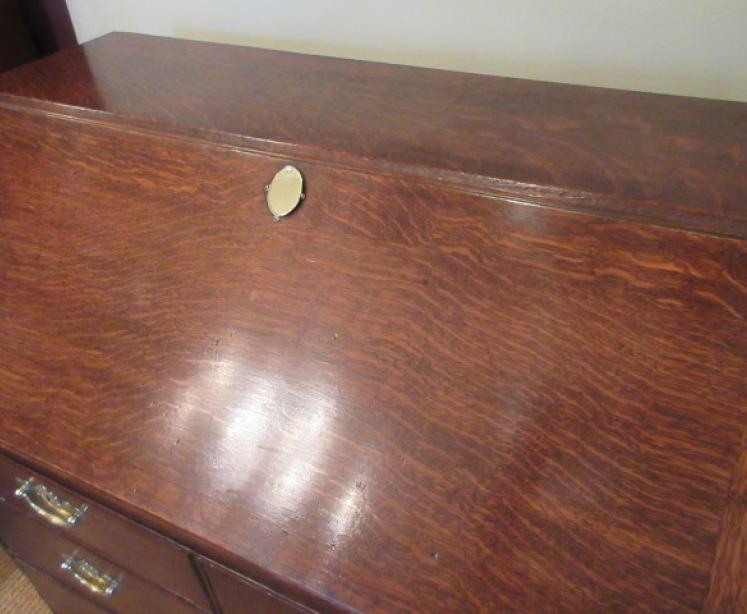 Small George II Period Oak Fall Front Bureau - Image 3