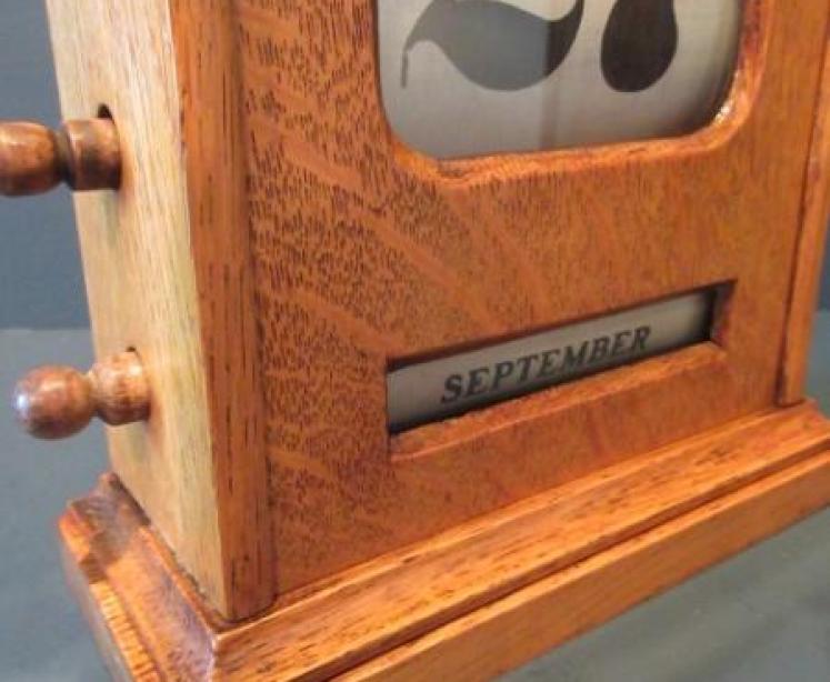 Large Victorian Solid Oak Perpetual Desk Calendar - Image 7