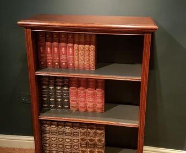 Superior Quality Victorian Oak Open Bookcase - Image 2