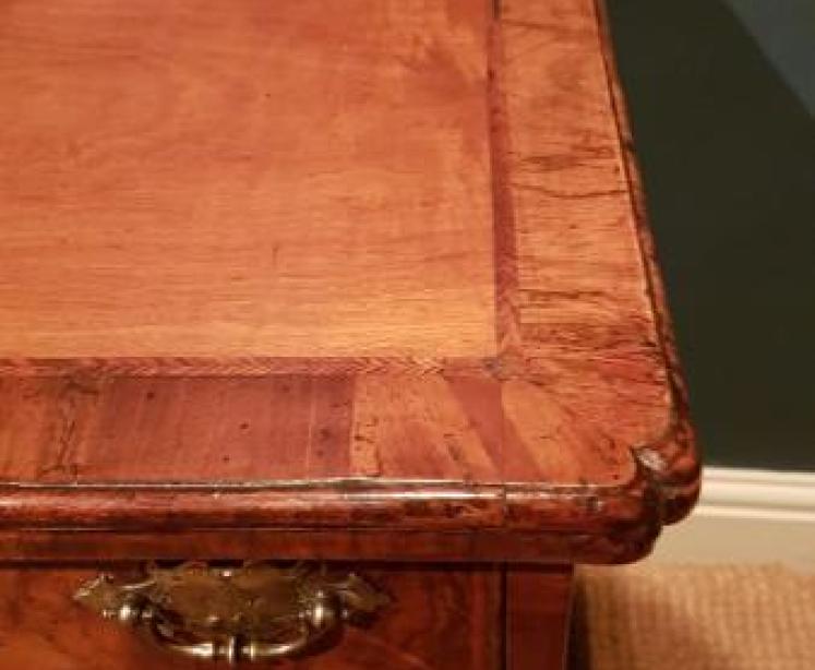 Original George I Walnut Kneehole Desk - Image 7