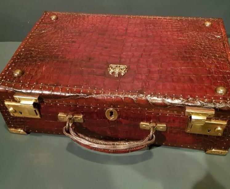 Superb 1920's Crocodile Skin Dispatch Case - Image 1