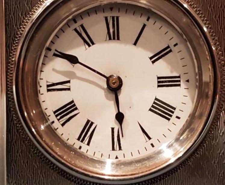 Small Edwardian Walker & Hall Silver Carriage Clock - Image 3