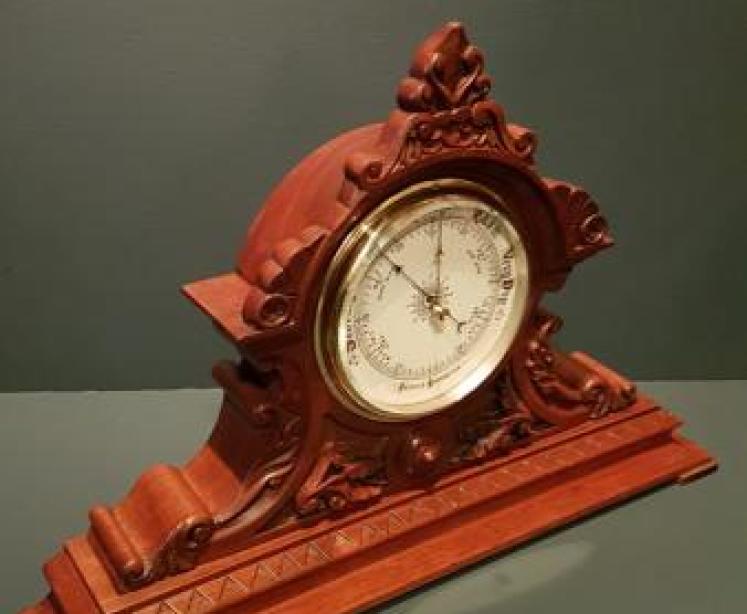Superb Victorian Carved Walnut Desktop Barometer - Image 5
