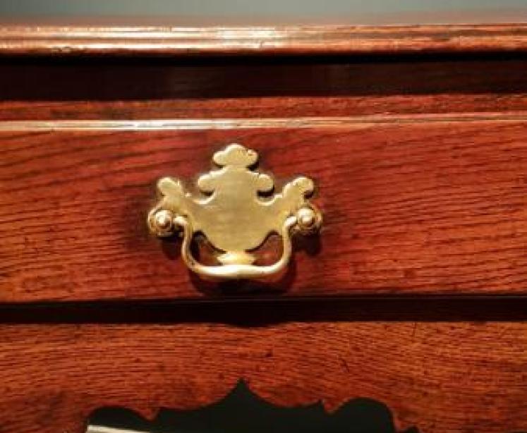 George II Oak Open Pot Board Dresser - Image 7