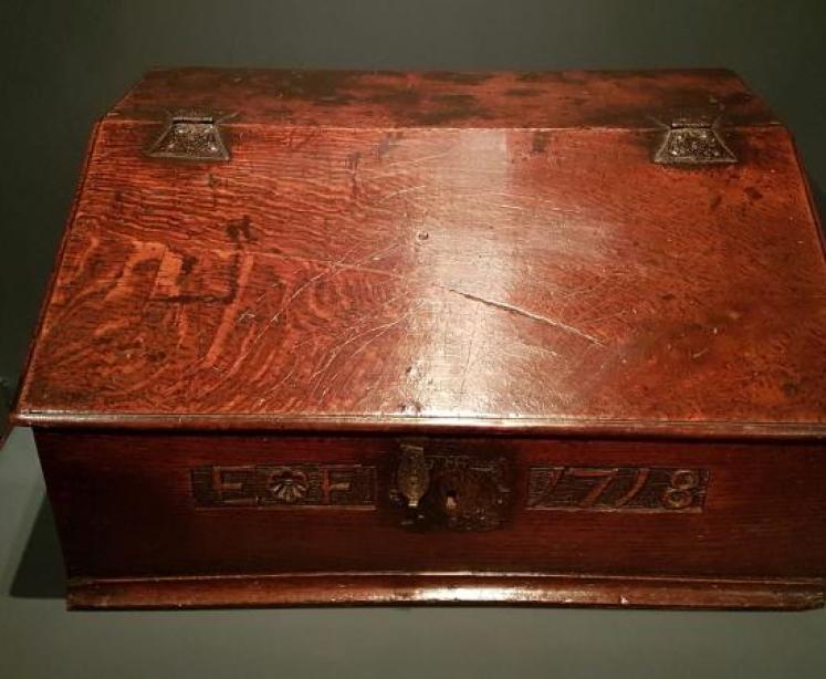 George I Period Oak Deed Box Dated 1718 - Image 2