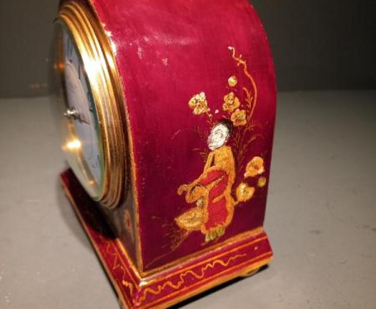 Small Antique Chinoiserie Maroon Mantel Clock - Image 5