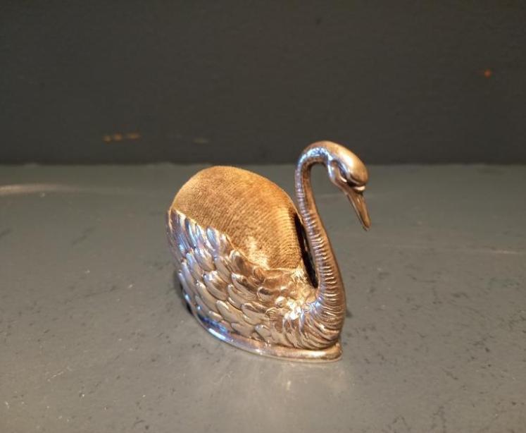 George V period Silver Novelty Swan Pin Cushion - Image 2