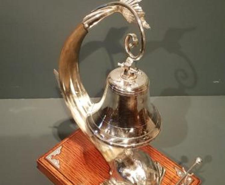 Superb Victorian Silver Plated and Horn Dinner Bell - Image 7