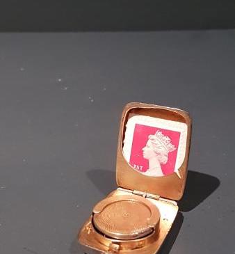 Edwardian Stamp and Sovereign Case