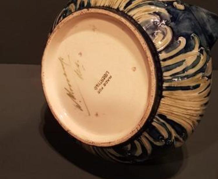 Rare Early Moorcroft Daffodil Pattern Four Handle Vase - Image 3