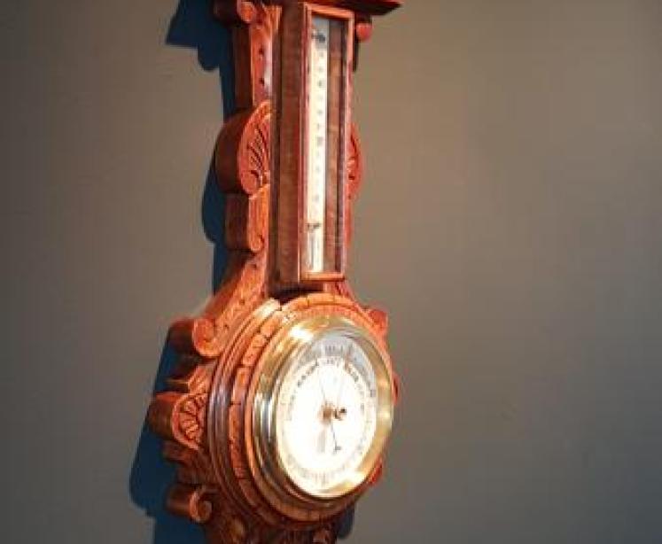 Superb Small Antique Polished Oak Banjo Barometer - Image 2