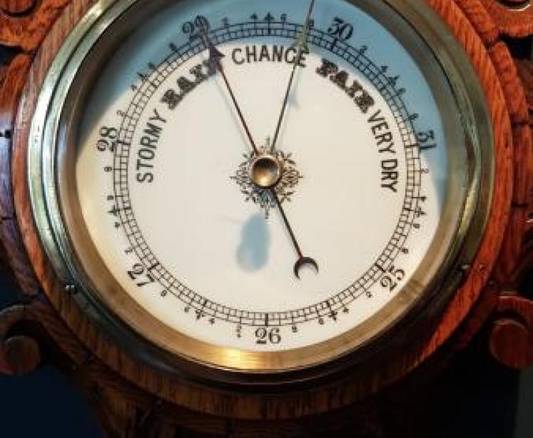 Superb Small Antique Polished Oak Banjo Barometer - Image 5