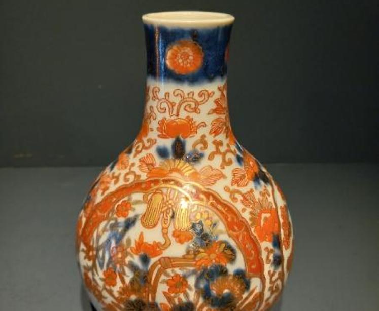 Pair of 19th Century Japanese Meiji Period Vases - Image 3