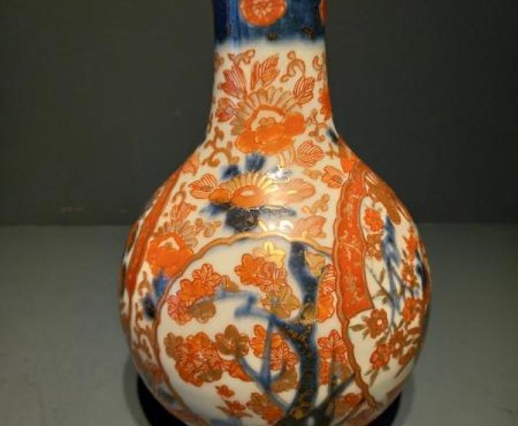 Pair of 19th Century Japanese Meiji Period Vases - Image 4