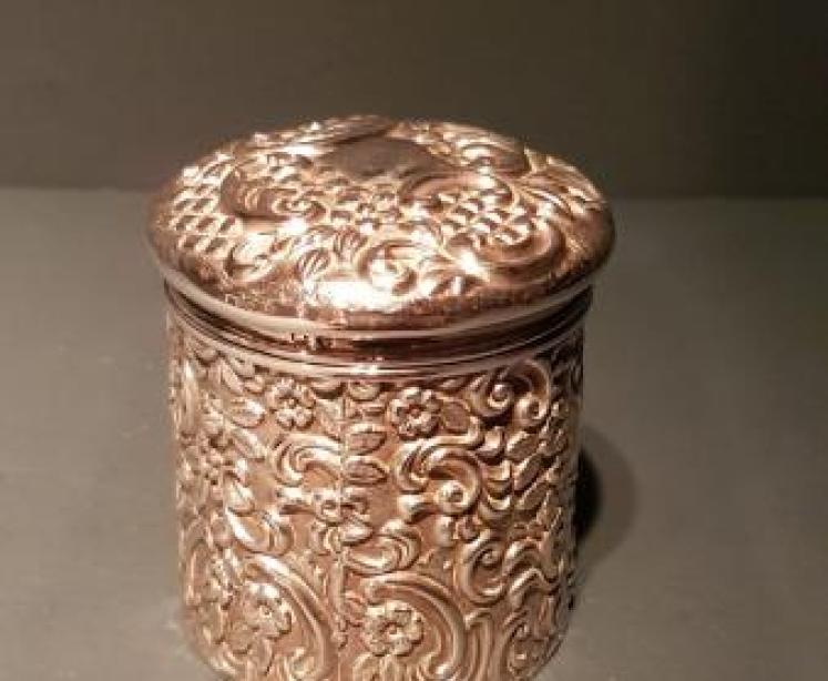 Victorian Embossed Silver Table Jar - Image 5