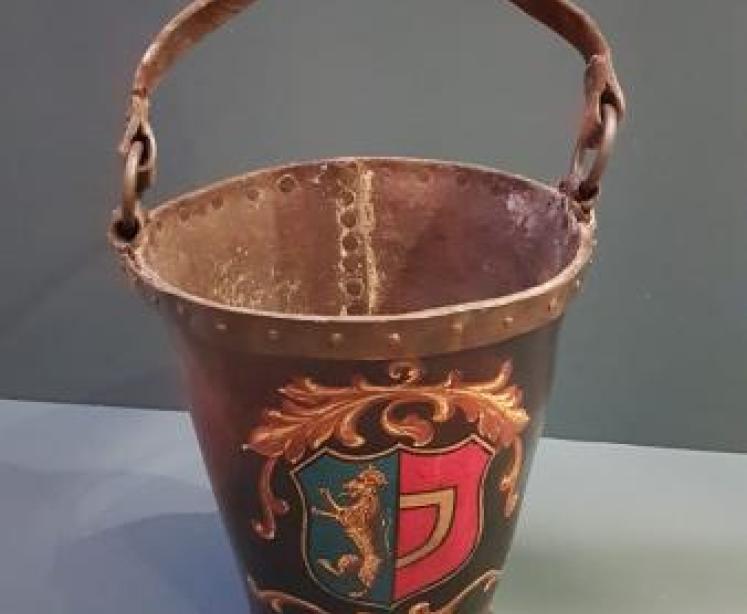 Superb Antique Leather Fire Bucket - Image 1