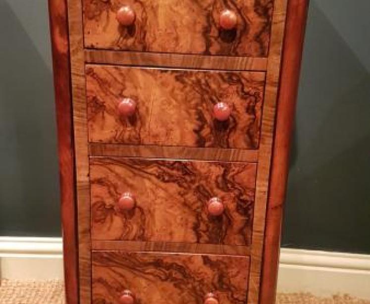 Pair of Quality Victorian Burr Walnut Bedside Chests - Image 6