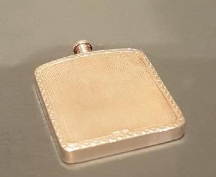 George V Car Radiator Silver Cologne Flask - Image 7
