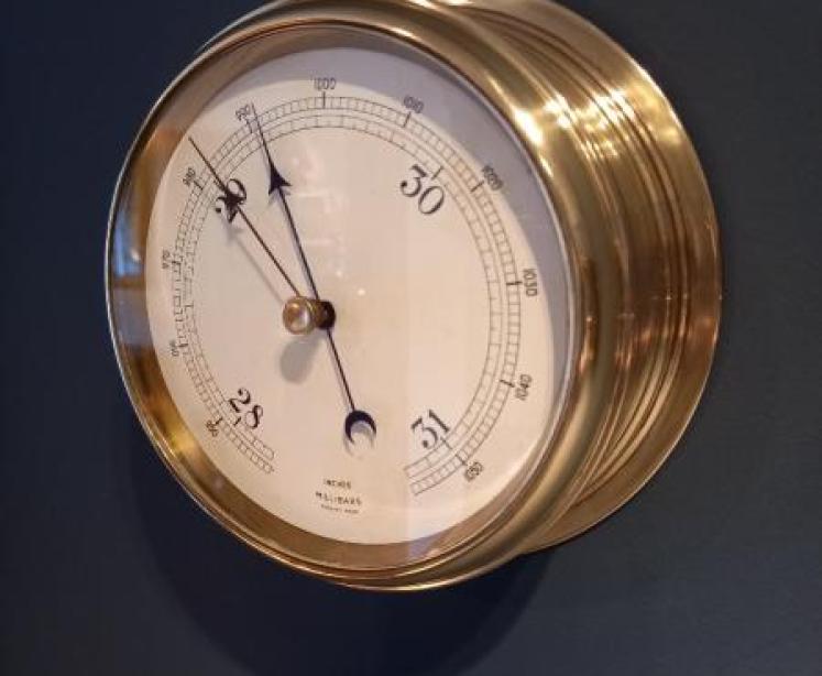 Antique Polished Brass Bulkhead Marine Barometer - Image 7