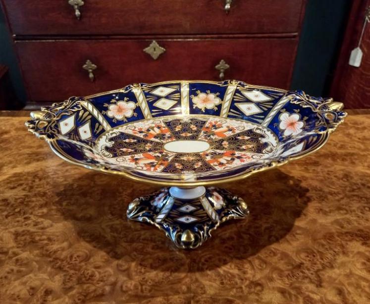 Antique Royal Crown Derby Centre Piece - Image 1