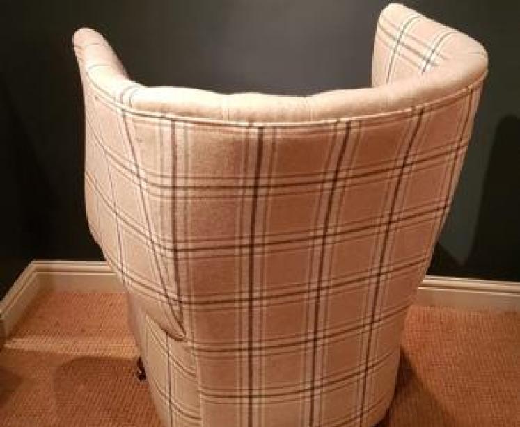 Superb Victorian Fluted Back Wing Arm Chair - Image 2