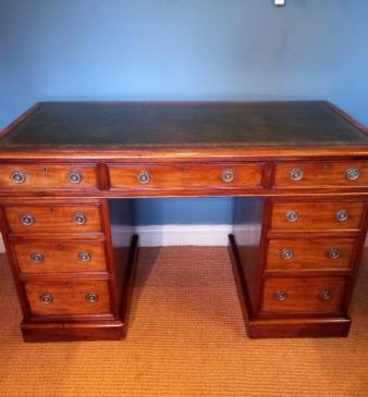 Antique Polished Mahogany Pedestal Desk