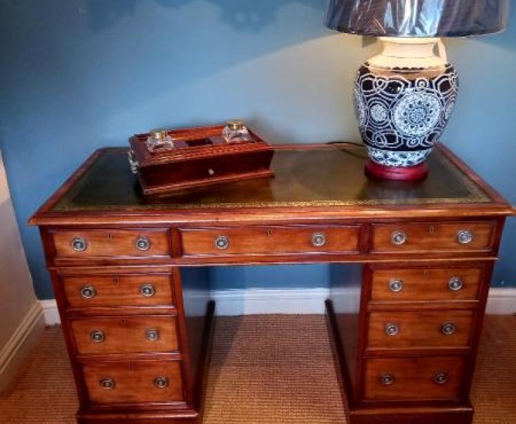 Antique Polished Mahogany Pedestal Desk - Image 7