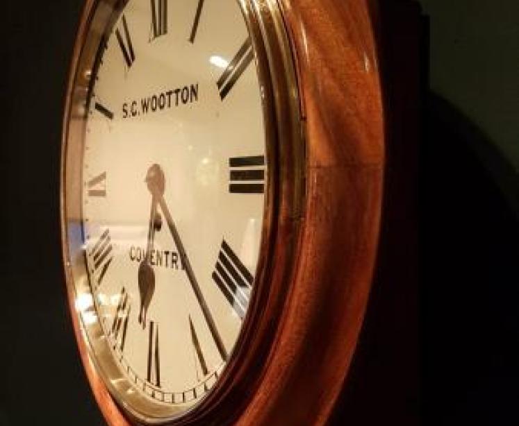 Late Victorian Walnut Cased Fusse Dial Clock - Image 5