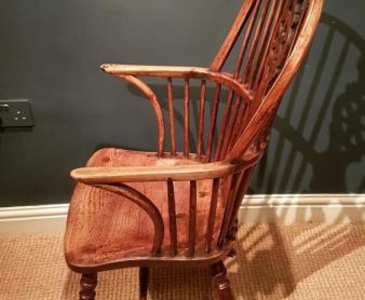 Antique Ash and Elm Windsor Chair - Image 5